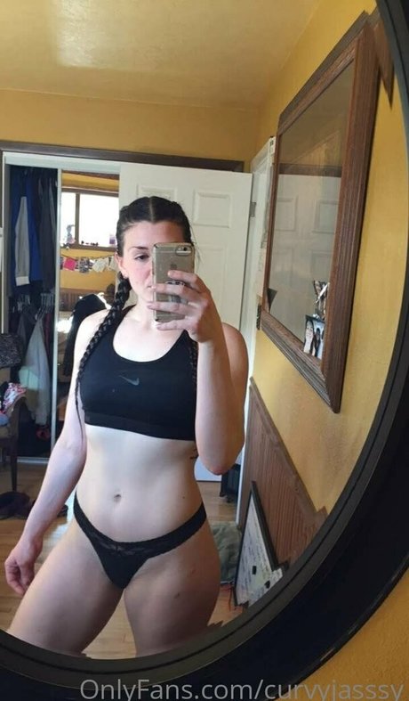 curvyjasssy top star photos