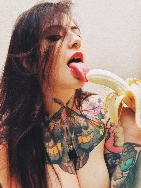 Aline Olavy pornstar beautiful photos