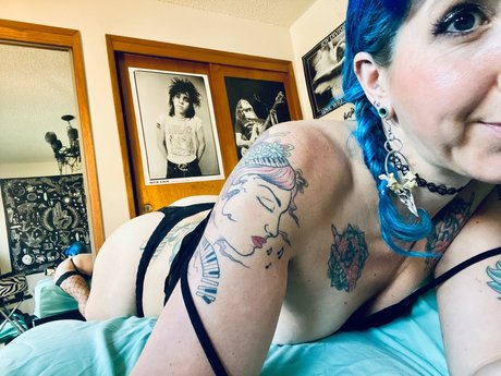 AmberRocksLive exclusive actress image