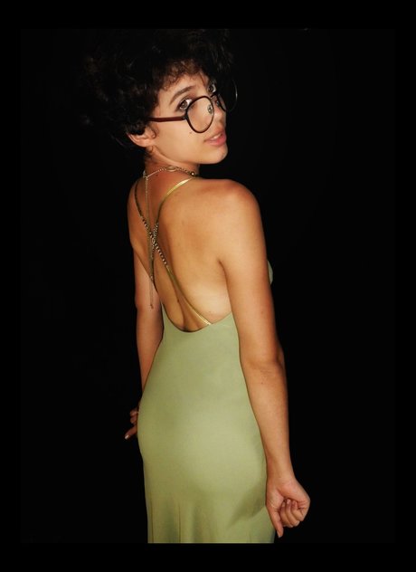 Milky_ exclusive model galleries