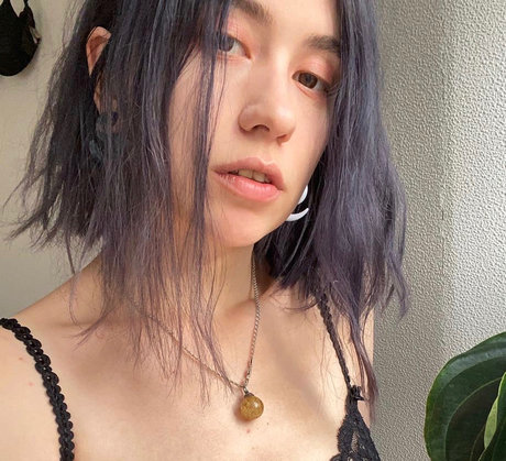 Alice Sweets_ sexy actress images