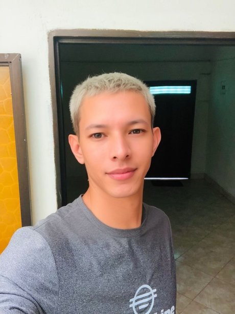 alex adam s pretty pornstar image