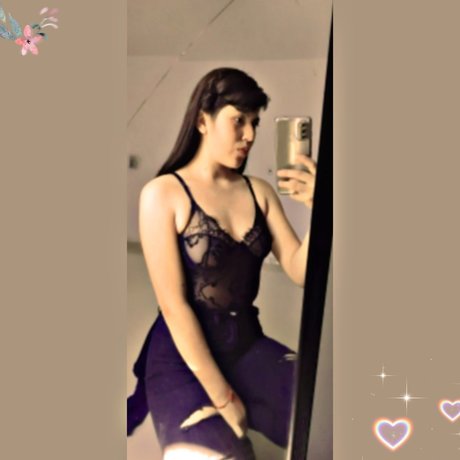 Adriana Alvarez star exclusive picture