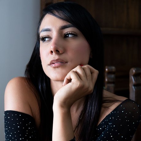 Ana jones pretty pornstar img