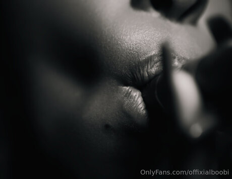 Big Wavy art pornstar photos