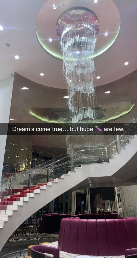 HugeDream naked pornstar image