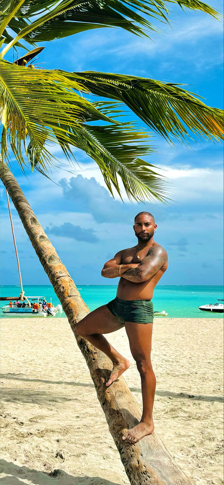 Guto exclusive star pic