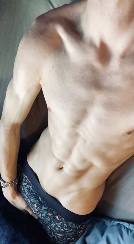 Aaron Leiman star nudes photos