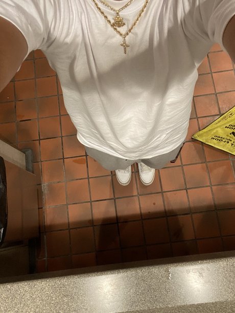 Alaannnn top actress pic