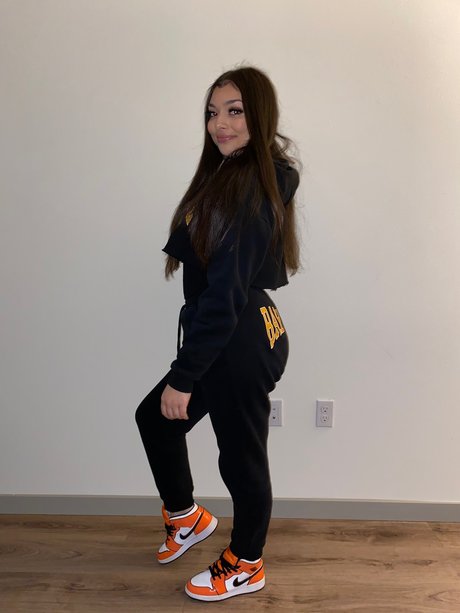 Abby luvvloaf xxx model galleries