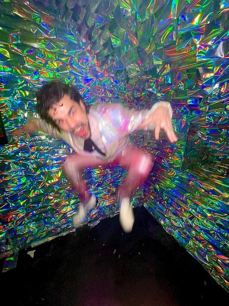 _E R O S_ profile pic