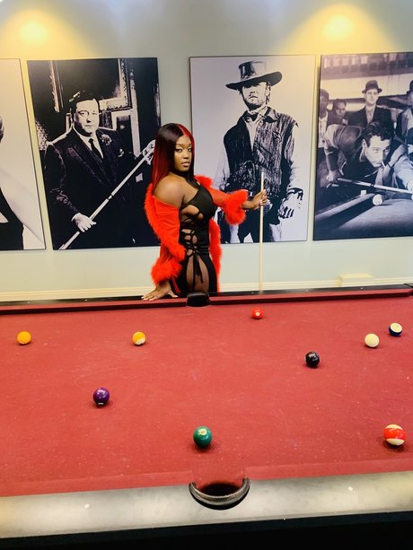 Olivia Grand pornstar high quality img