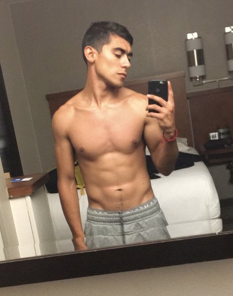 Henry Crrl pornstar nudes archive