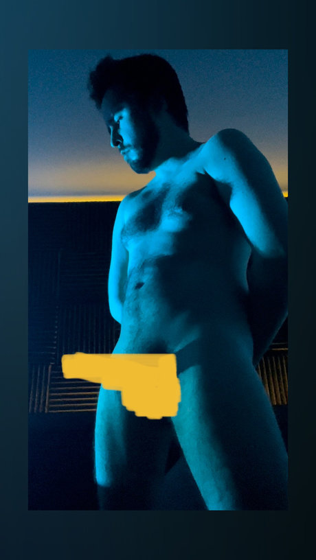 Owen Flowen erotic actress photo