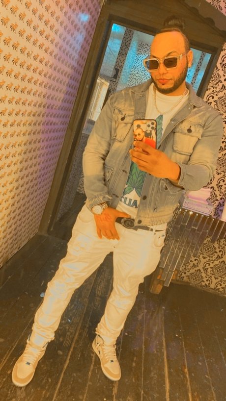 JAY ALEXANDER ROSARIO CESPEDES model pornographic picture