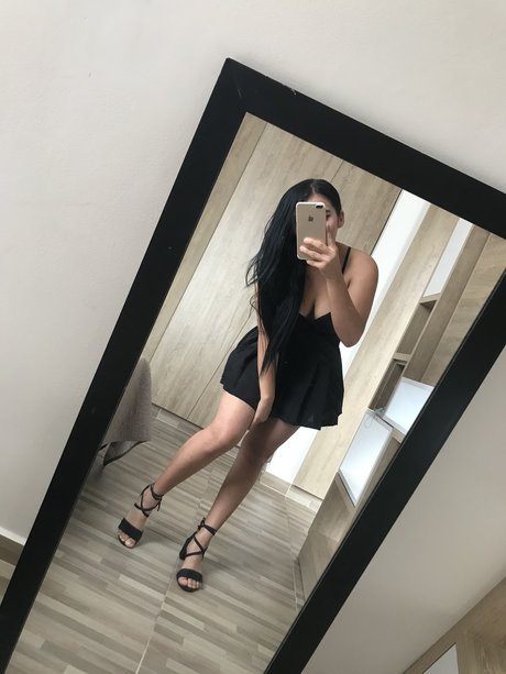 paola usme pornstar naked galleries