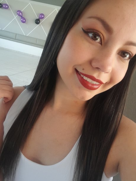 Paola Gonzalez Guerrero pretty model picture