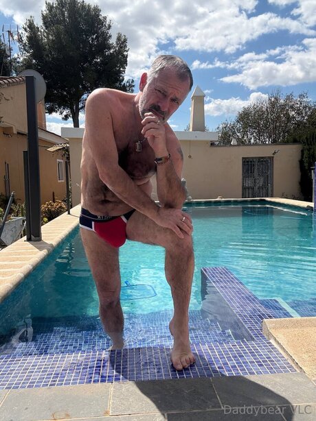 Daddy bear star exclusive images