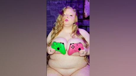 Chubby toga pornographic actress image