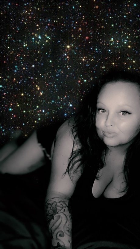 Amanda A mor hot star photos