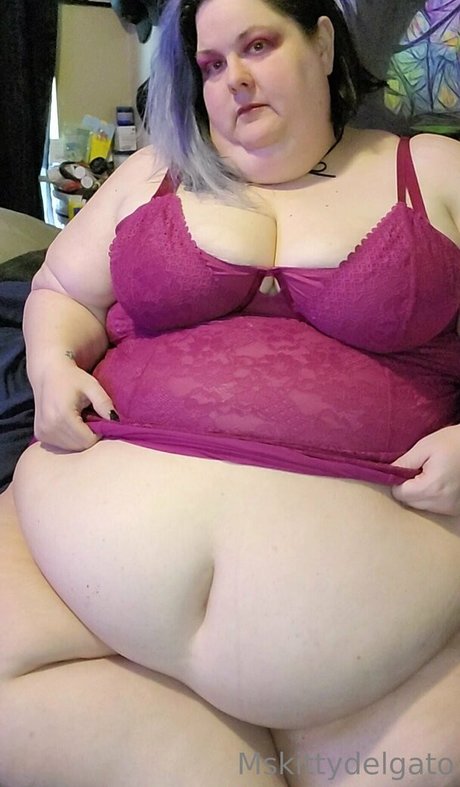 mskittydelgato sexy model gallery