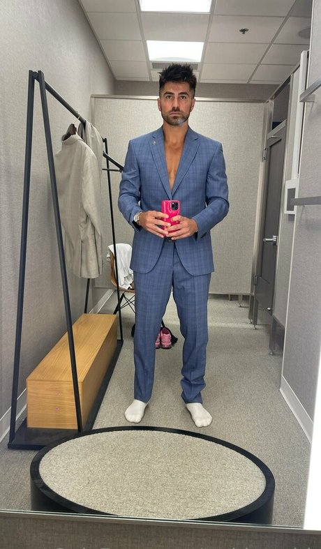 toddysmith sexy actress pic