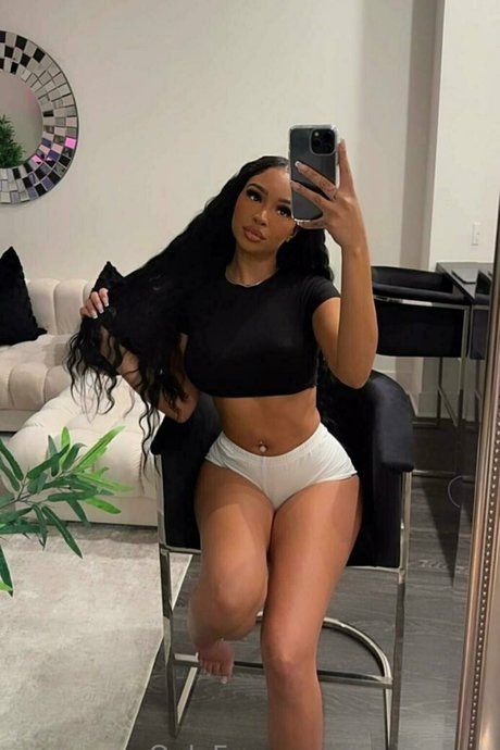 bremaeee sexy star image