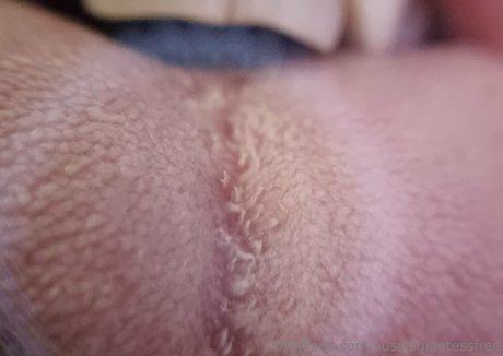 aussiegiantessfree thumbnail