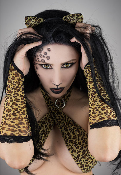 MorganaCosplay art actress pics