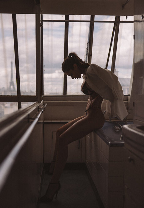 Budai Brigi free actress galleries