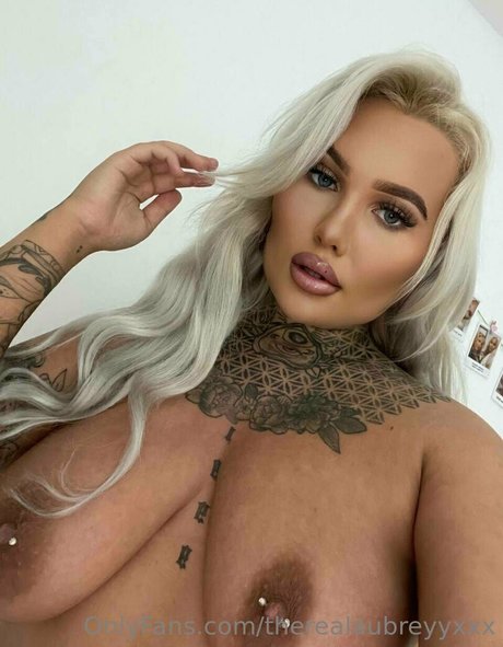 inkedblondieeee nice star picture