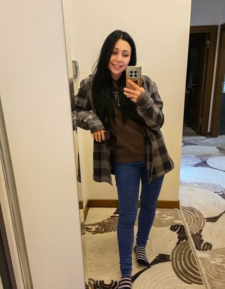 lola pixel star porn archive