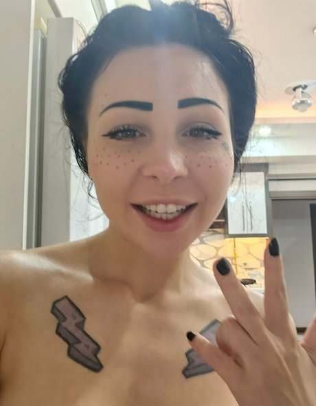 lola pixel perfect pornstar images