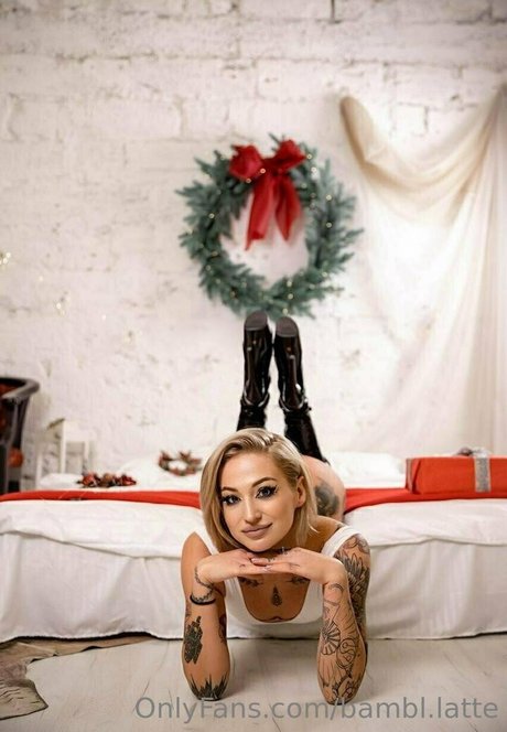 roni paradise pornstar adult pictures