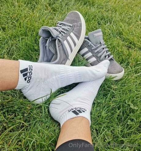 dmndfeet star nude gallery