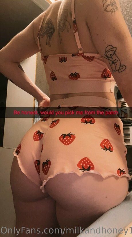 milkandhoney1201 pornstar sex pics