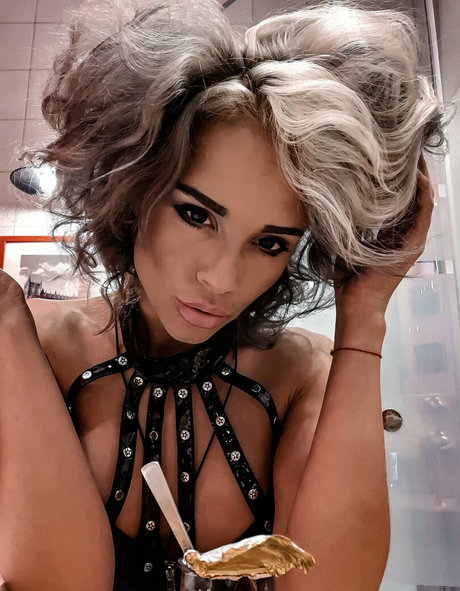 juleeya 69 model best images