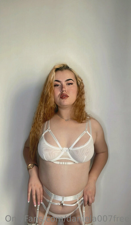 daniela007free sexy model pictures