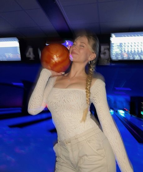 sophia ilysm star free photo