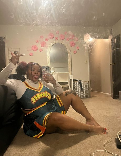 moodybb art actress galleries