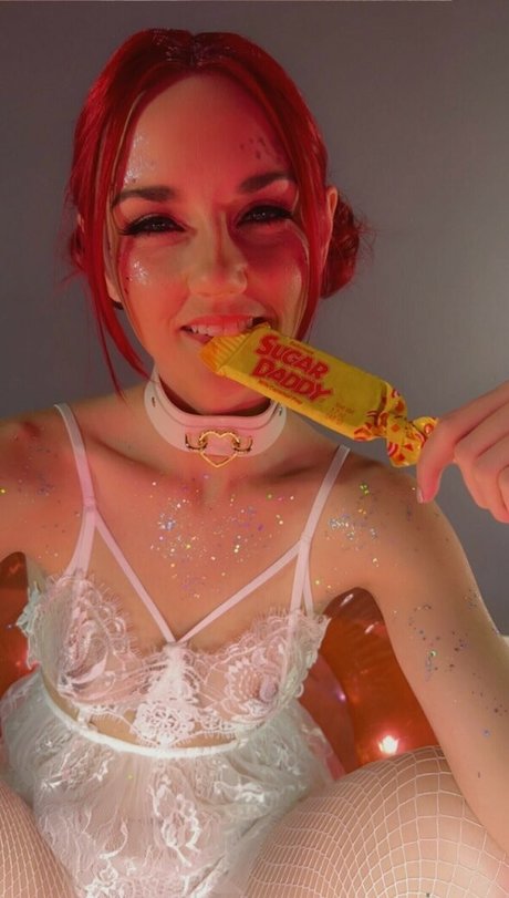 avacrucio pornstar nice picture