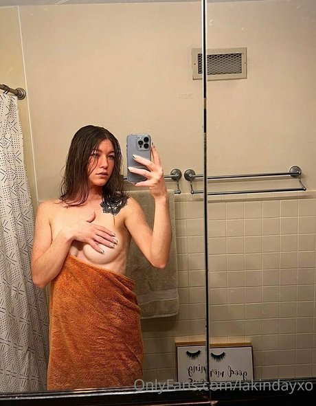 LakinDayXO porn actress galleries