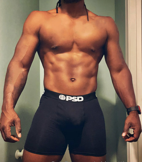 midwestthangs nudes actress photo