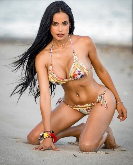 Mariell Andreina Rodriguez art actress pics