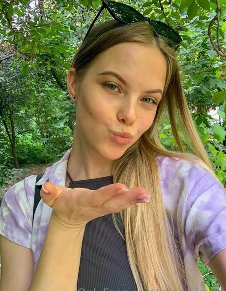 miaaangelll model pornographic archive