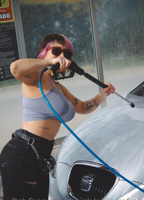 danielalapiiedrafree exclusive actress pictures