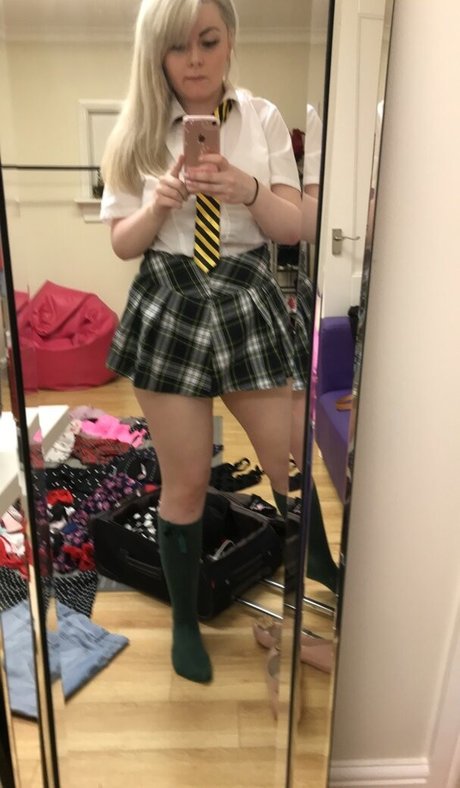 curvydanni sex star archive