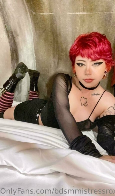 bdsmmistressroxy pretty star pictures