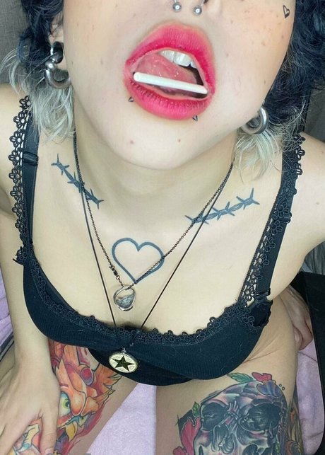 bdsmmistressroxy model pornographic picture