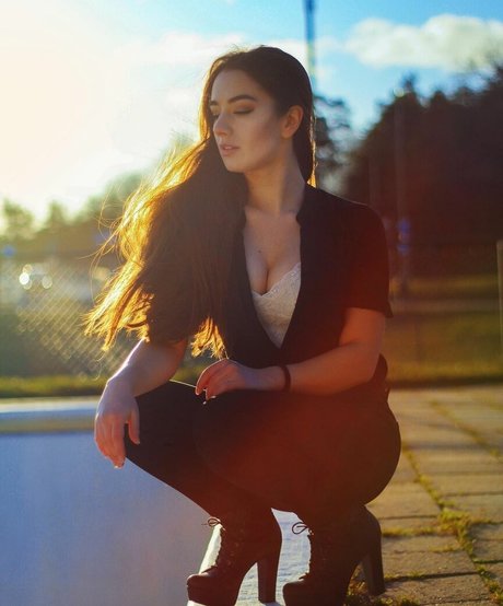 Miss Mikkaa star best archive